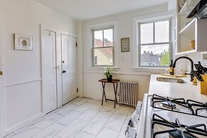 Beautiful Providence Apt Near Dtwn & Federal Hill!
