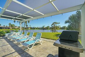 Sunny Fort Myers Home w/ Heated Pool!