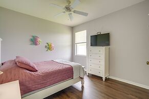 Sunny Fort Myers Home w/ Heated Pool!