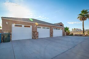 Bullhead City Vacation Rental: Private Pool & Spa!