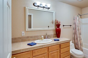 Bullhead City Vacation Rental: Private Pool & Spa!