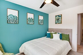 Sunny Bullhead City Retreat w/ Pool!