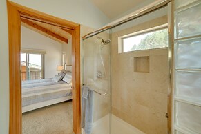 Inviting Manchester Home w/ Hot Tub Near Beach!