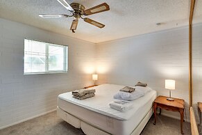 Riverfront Bullhead City Home w/ Mountain Views!