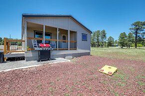 3 Mi to Grand Canyon Railway: Williams Retreat