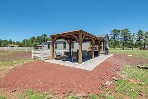 3 Mi to Grand Canyon Railway: Williams Retreat