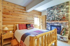 Alma Mountain Getaway w/ Private Hot Tub & Views