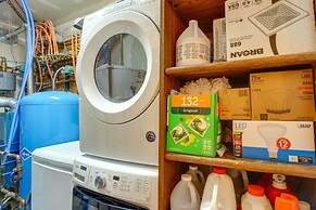 Alma Mountain Getaway w/ Private Hot Tub & Views