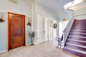 Downtown Schertz Vacation Rental Near Restaurants!
