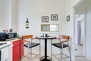 Downtown Schertz Vacation Rental Near Restaurants!