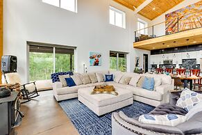 Colorado Retreat w/ Gas Grill & Mountain Views!