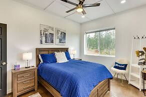 Colorado Retreat w/ Gas Grill & Mountain Views!