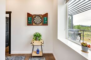 Colorado Retreat w/ Gas Grill & Mountain Views!