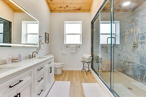 Colorado Retreat w/ Gas Grill & Mountain Views!