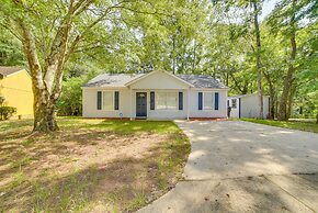 Tallahassee Home w/ Private Deck: 4 Mi to Downtown