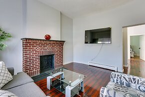 Sleek Newark Vacation Rental 12 Mi to Nyc!