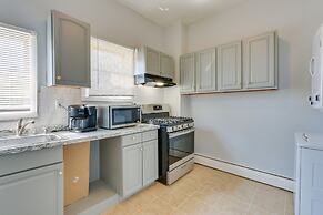 Sleek Newark Vacation Rental 12 Mi to Nyc!