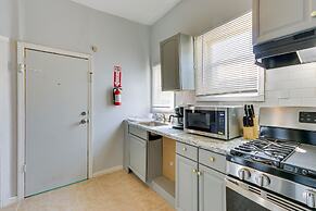 Sleek Newark Vacation Rental 12 Mi to Nyc!