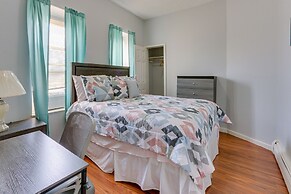 Sleek Newark Vacation Rental 12 Mi to Nyc!