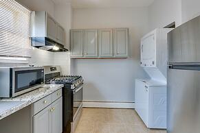 Sleek Newark Vacation Rental 12 Mi to Nyc!