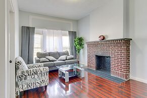 Sleek Newark Vacation Rental 12 Mi to Nyc!