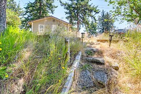 Cozy Coos Bay Retreat w/ On-site Creek & Fishing!