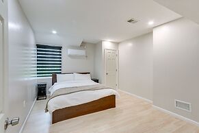 Modern Newark Vacation Rental ~ 3 Mi to Airport!