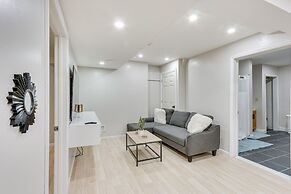 Modern Newark Vacation Rental ~ 3 Mi to Airport!