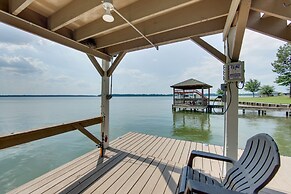 Home On Lake Bob Sandlin w/ Private Boat Dock!