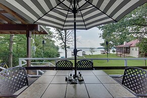 Home On Lake Bob Sandlin w/ Private Boat Dock!
