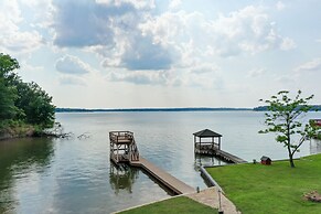 Home On Lake Bob Sandlin w/ Private Boat Dock!