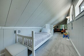 Home On Lake Bob Sandlin w/ Private Boat Dock!