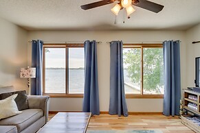 Boat Dock & Private Beach: Lake Mary Retreat!