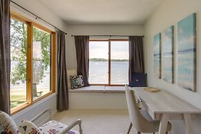 Boat Dock & Private Beach: Lake Mary Retreat!