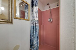 Dodge Ridge Pinecrest Mountain Cabin: Near Hiking!