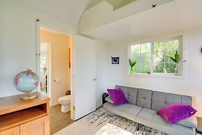 Gorgeous Allyn Getaway - No-bank Waterfront!