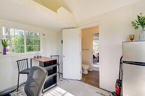 Gorgeous Allyn Getaway - No-bank Waterfront!