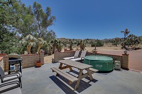 California Vacation Rental With Hot Tub & Patio!