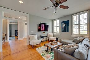 Downtown Winston-salem Condo w/ Private Library!