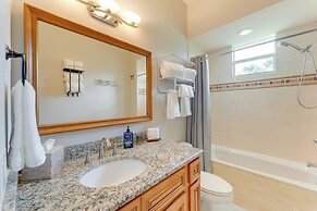 Grill-chill-splash: Your Port Charlotte Paradise!