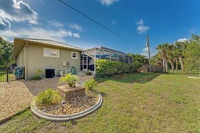 Grill-chill-splash: Your Port Charlotte Paradise!