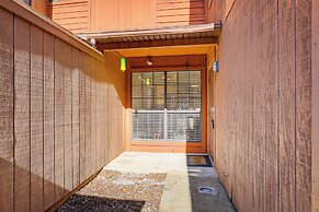 3 Mi to UF: Townhome w/ Patio in Gainesville!