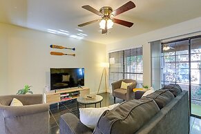 3 Mi to UF: Townhome w/ Patio in Gainesville!