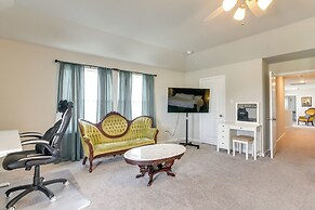 La Porte Home w/ Balconies: Walk to Beach!