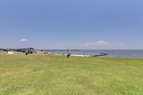 La Porte Home w/ Balconies: Walk to Beach!