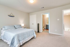 La Porte Home w/ Balconies: Walk to Beach!