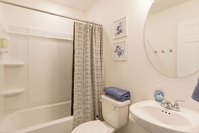 9 Mi to Airport: Pet-friendly Aurora Home w/ Deck
