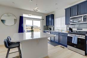 9 Mi to Airport: Pet-friendly Aurora Home w/ Deck