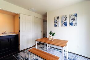 9 Mi to Airport: Pet-friendly Aurora Home w/ Deck