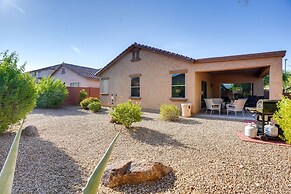 Peoria Getaway w/ Patio < 1 Mi to Hiking Trails!